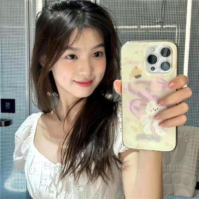 女跳水队员