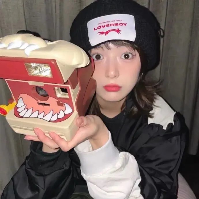 名士殉情记